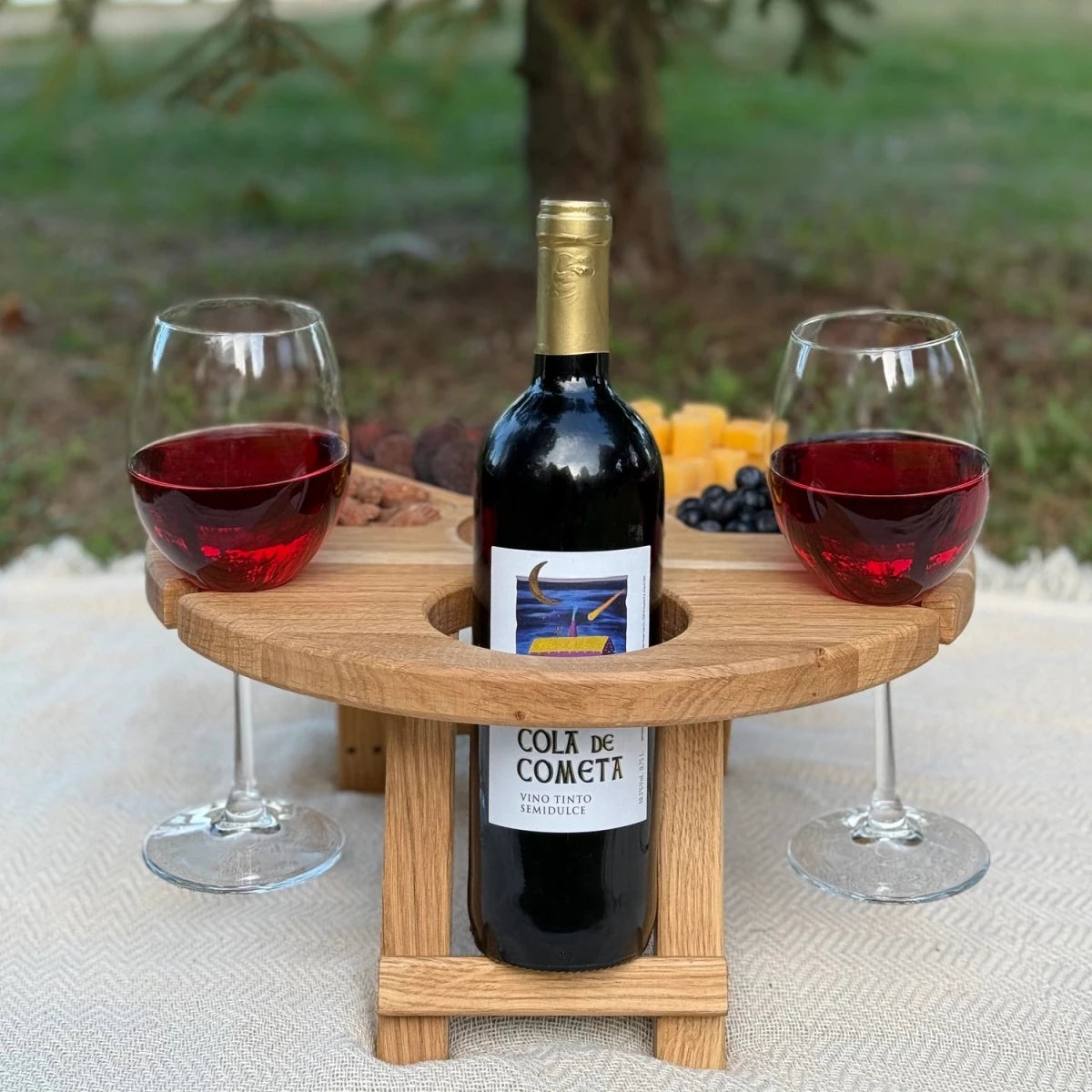 Platou servire rotund din lemn de stejar 35 cm cu picioare – ideal pentru picnic și mese festive - Reelken