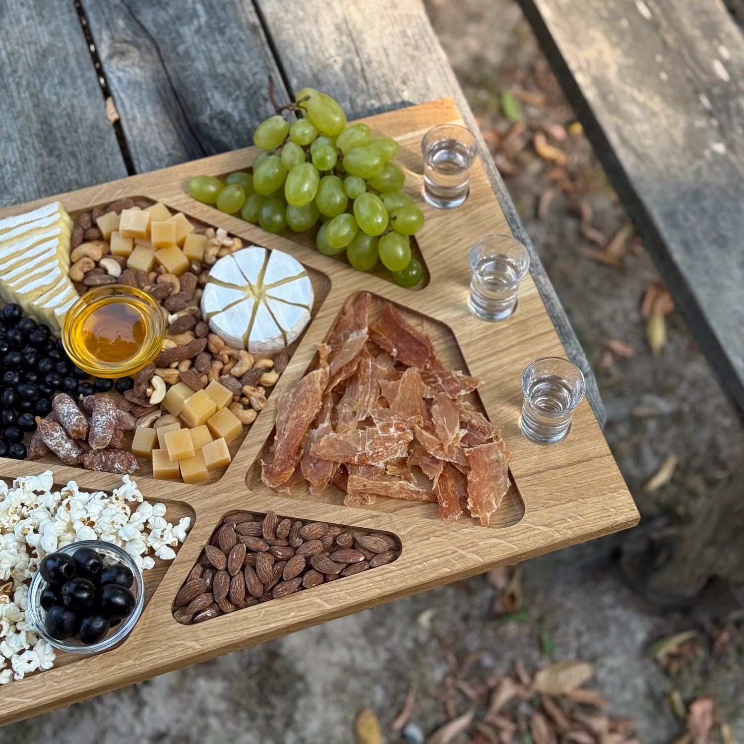 Platou Lemn Stejar pentru Gratare si Aperitive – Dimensiuni 80x40 cm