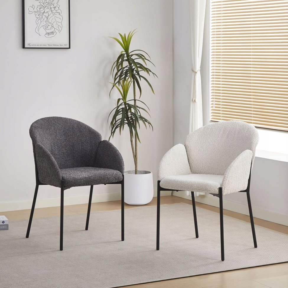 Scaun scandinav tapitat, tesatura „baranel” gri, picioare metalice negre, 61x55x89,5 cm